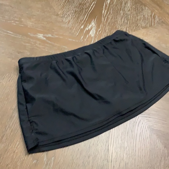 Tropical Escape black Bikini skirt - Picture 4 of 10